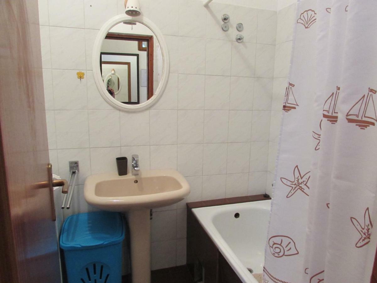 Apartment Ana Krnica Eksteriør bilde